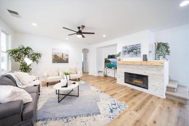 41675 Broad Oak, Murrieta, CA 92562