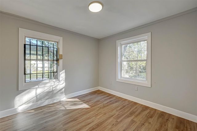 5102 Lyndhurst Drive, Houston, TX 77033