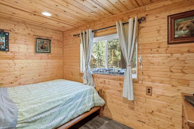 830 Oriole Drive, Big Bear, CA 92315