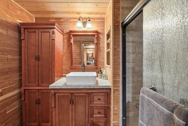 830 Oriole Drive, Big Bear, CA 92315