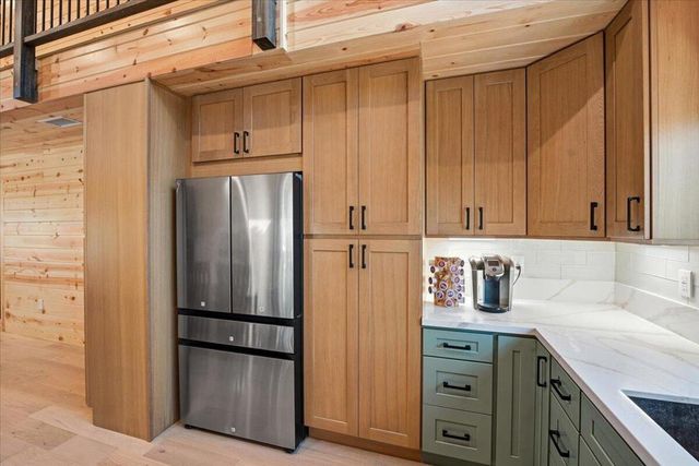 830 Oriole Drive, Big Bear, CA 92315