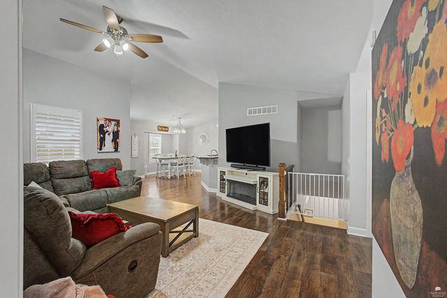 4750 Christine Circle, Manhattan, KS 66502