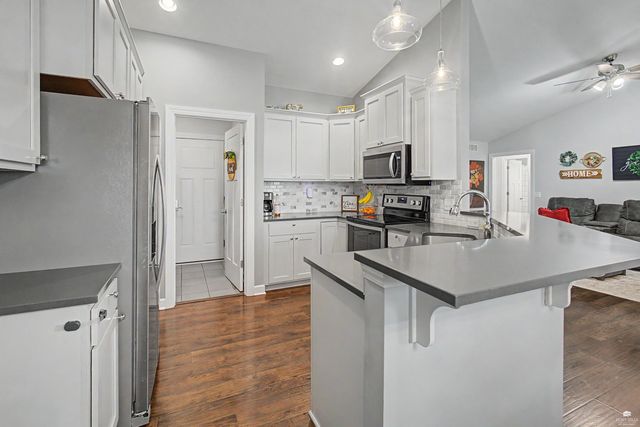 4750 Christine Circle, Manhattan, KS 66502