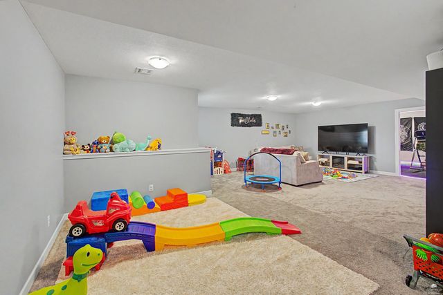 4750 Christine Circle, Manhattan, KS 66502