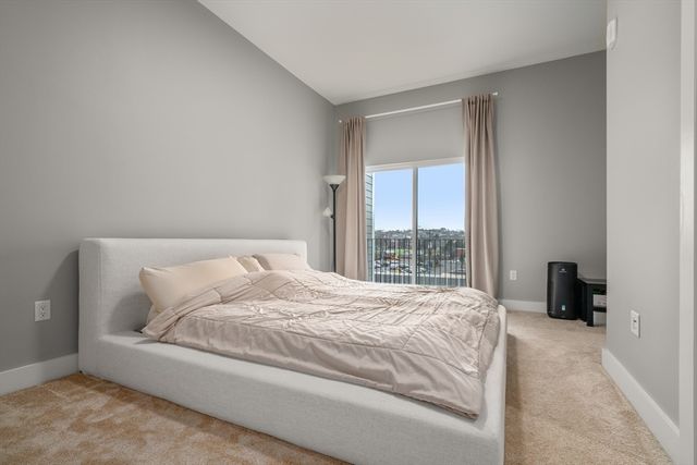 60 Cross St E 328, Somerville, MA 02145