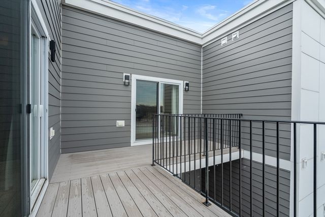 60 Cross St E 328, Somerville, MA 02145