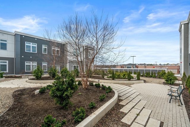 60 Cross St E 328, Somerville, MA 02145