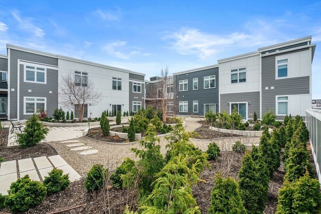 60 Cross St E 328, Somerville, MA 02145