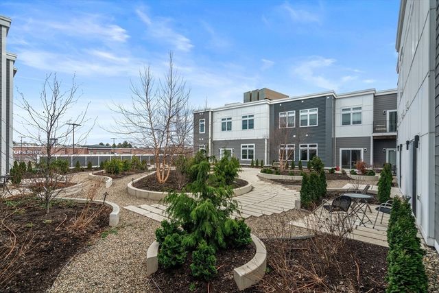 60 Cross St E 328, Somerville, MA 02145