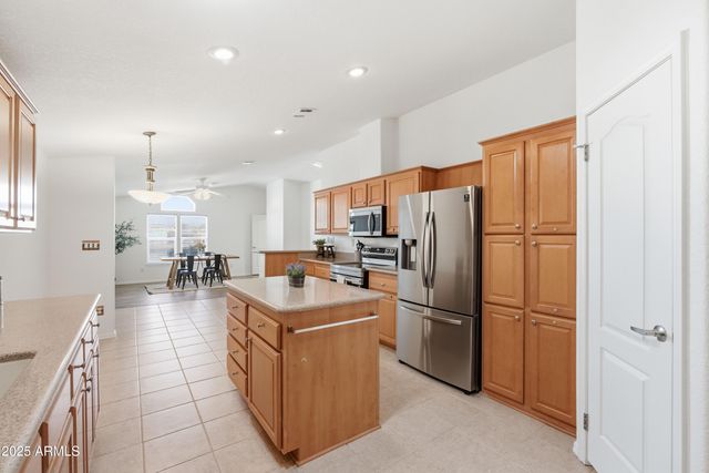 8840 E SUNLAND Avenue 142, Mesa, AZ 85208