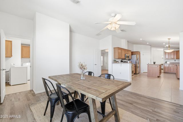 8840 E SUNLAND Avenue 142, Mesa, AZ 85208