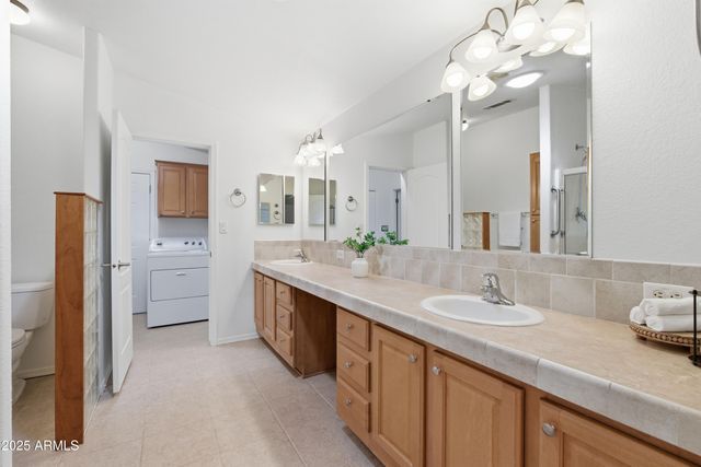 8840 E SUNLAND Avenue 142, Mesa, AZ 85208