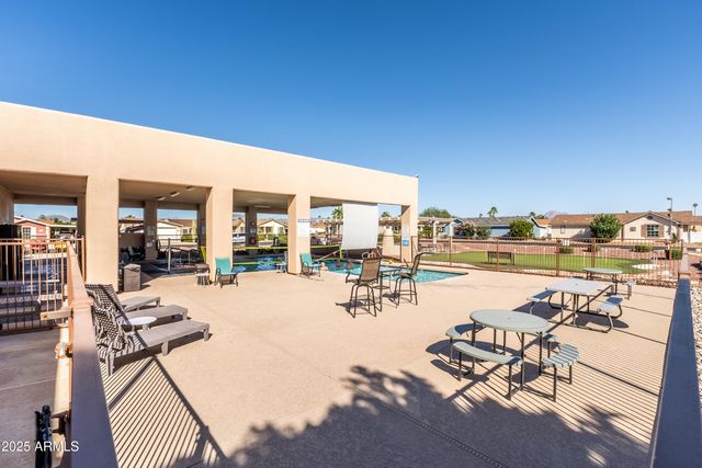 8840 E SUNLAND Avenue 142, Mesa, AZ 85208