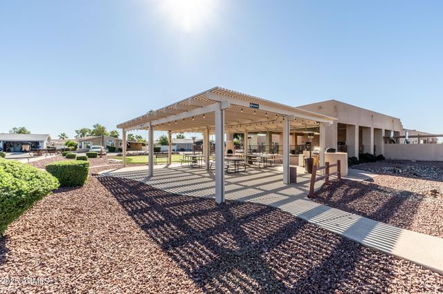 8840 E SUNLAND Avenue 142, Mesa, AZ 85208