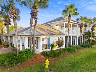 10 Pearl Cove, Miramar Beach, FL 32550