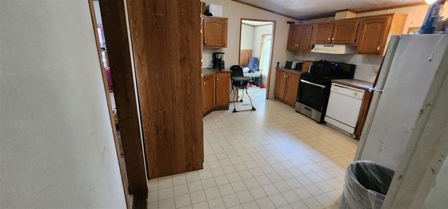 18350 Eisenhower Road, Morley, MI 49336