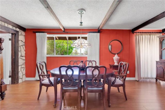 19955 Chickasaw Road, Apple Valley, CA 92307
