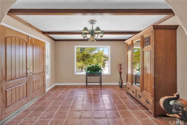 19955 Chickasaw Road, Apple Valley, CA 92307