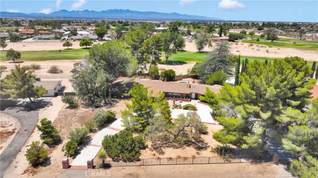 19955 Chickasaw Road, Apple Valley, CA 92307