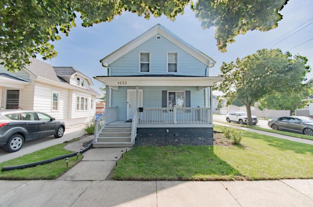 1653 Deane BOULEVARD, Racine, WI 53405