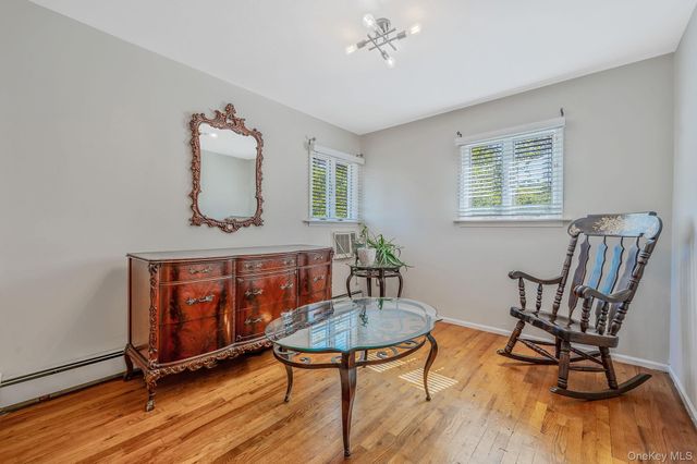 40 Boxwood Drive, Kings Park, NY 11754