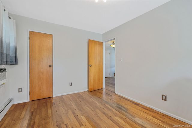 40 Boxwood Drive, Kings Park, NY 11754