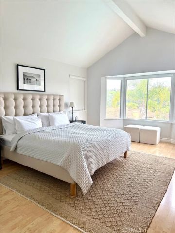 24725 Calle Serranona, Calabasas, CA 91302