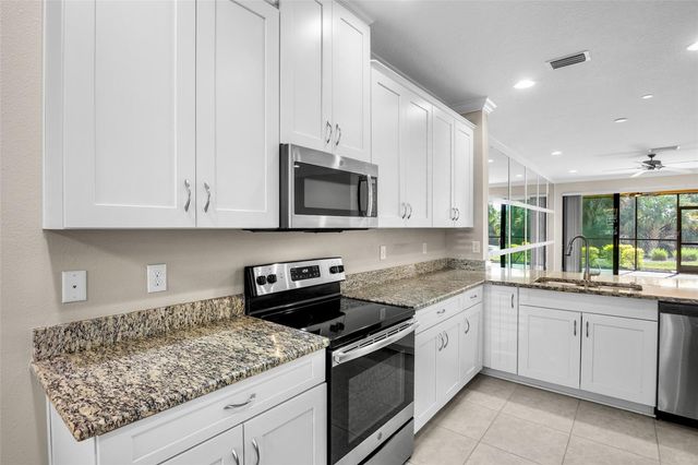 5425 CICERONE STREET 102, Sarasota, FL 34238