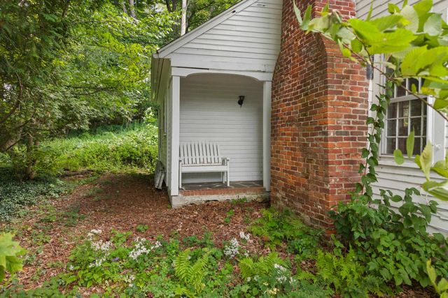 6 Forest Road, Hancock, NH 03449