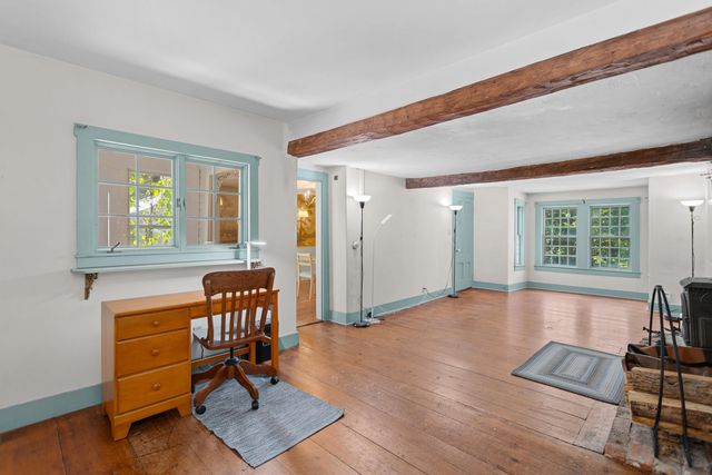 6 Forest Road, Hancock, NH 03449