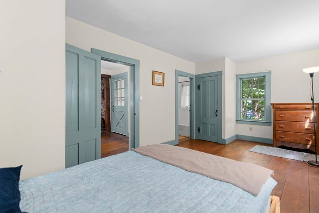6 Forest Road, Hancock, NH 03449