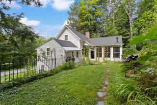 6 Forest Road, Hancock, NH 03449