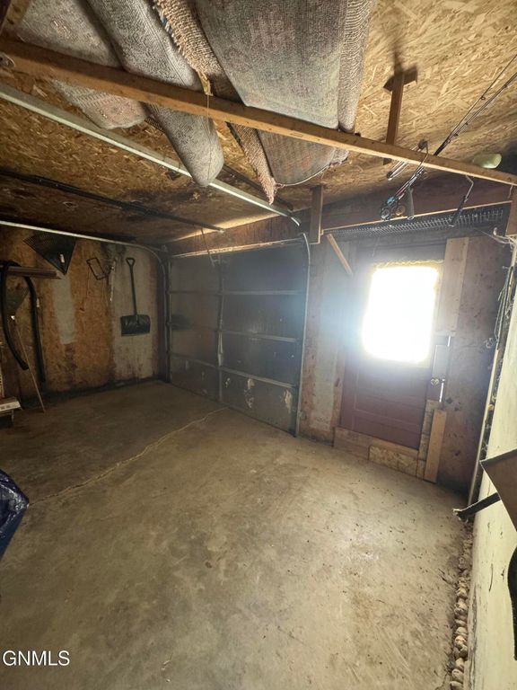 212 Pierce Street, Noonan, ND 58765 photo 10