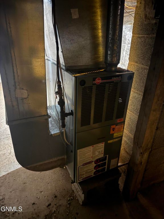 212 Pierce Street, Noonan, ND 58765 photo 15