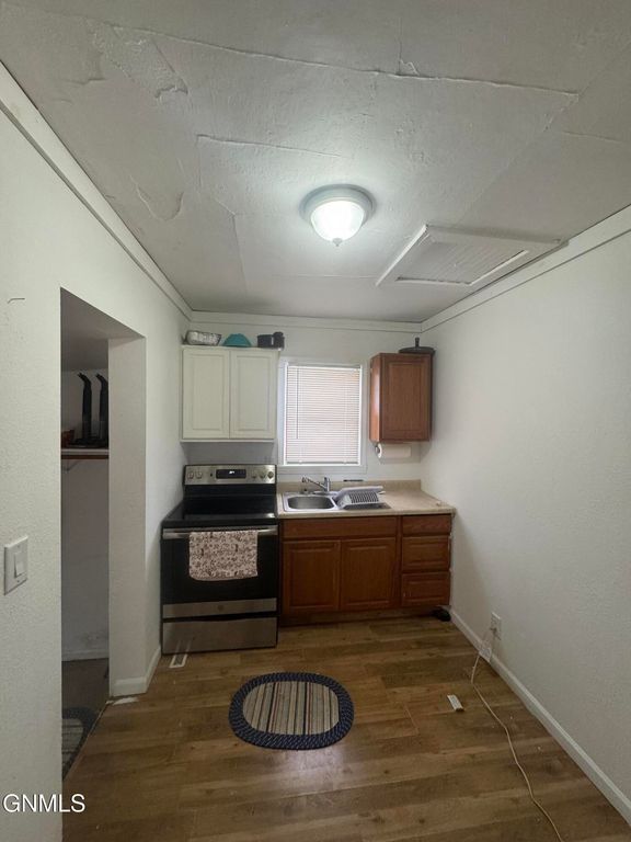 212 Pierce Street, Noonan, ND 58765 photo 6