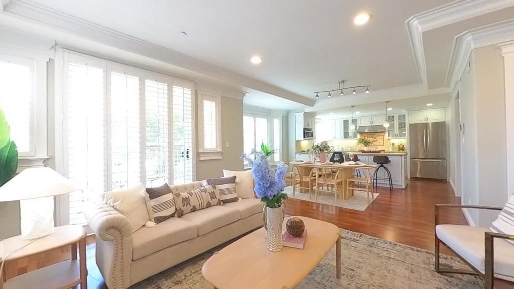 Image 1 of property listing at 1226 El Camino Real 201, Burlingame, CA 94010