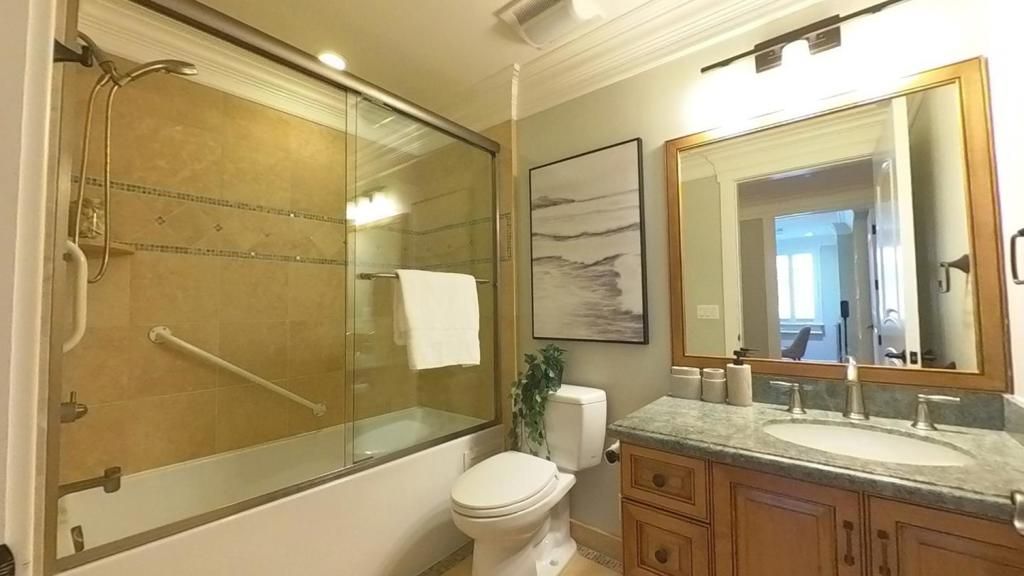 Image 18 of property listing at 1226 El Camino Real 201, Burlingame, CA 94010