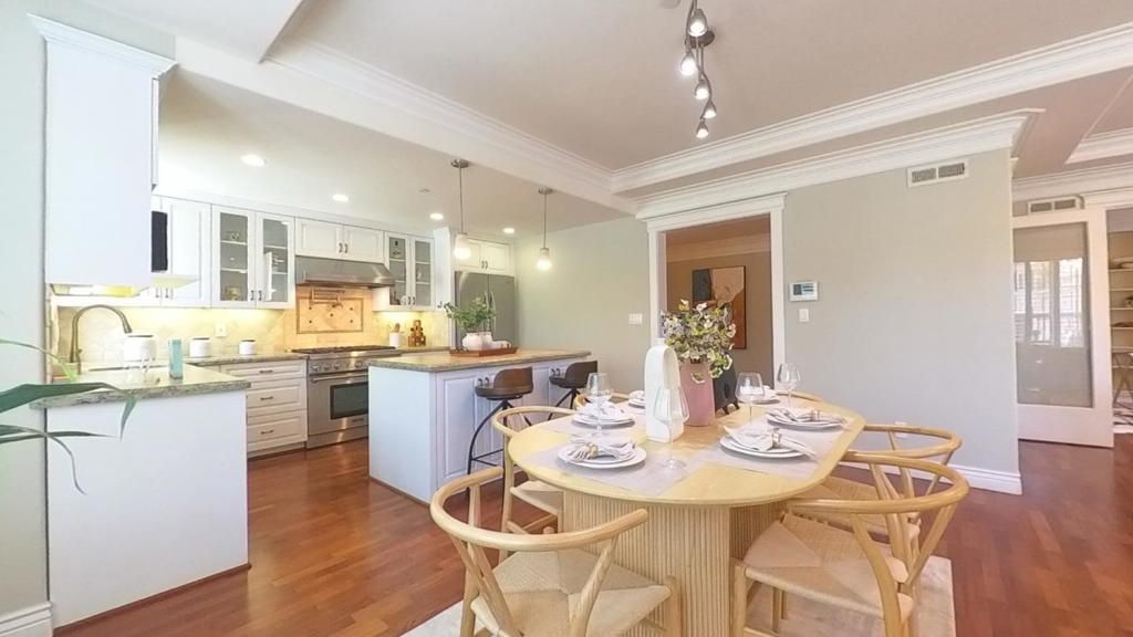 Image 7 of property listing at 1226 El Camino Real 201, Burlingame, CA 94010