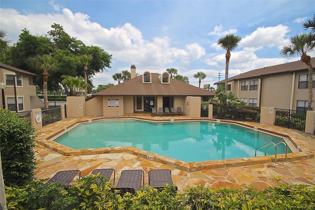 2905 ANTIQUE OAKS CIRCLE 4, Winter Park, FL 32792