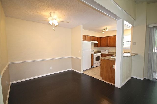 2905 ANTIQUE OAKS CIRCLE 4, Winter Park, FL 32792