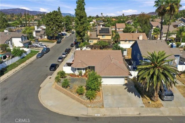 41181 Mountain Pride Drive, Murrieta, CA 92562