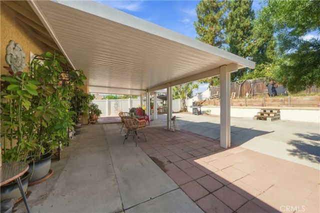 41181 Mountain Pride Drive, Murrieta, CA 92562