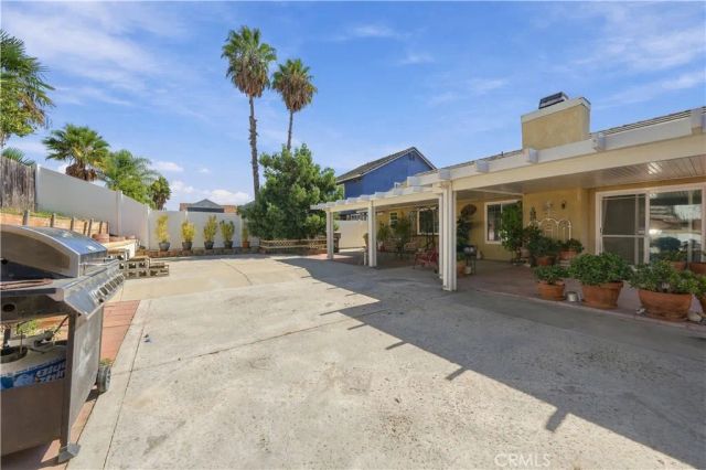 41181 Mountain Pride Drive, Murrieta, CA 92562