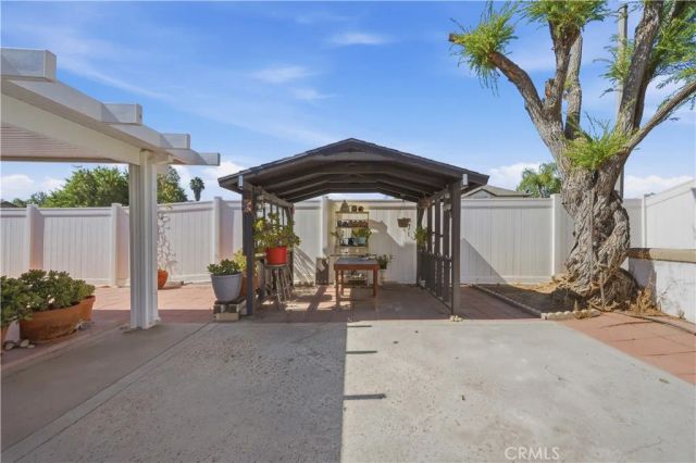 41181 Mountain Pride Drive, Murrieta, CA 92562
