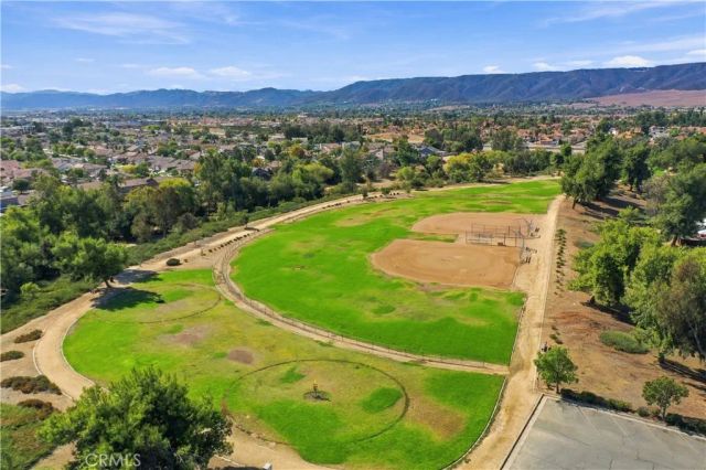 41181 Mountain Pride Drive, Murrieta, CA 92562