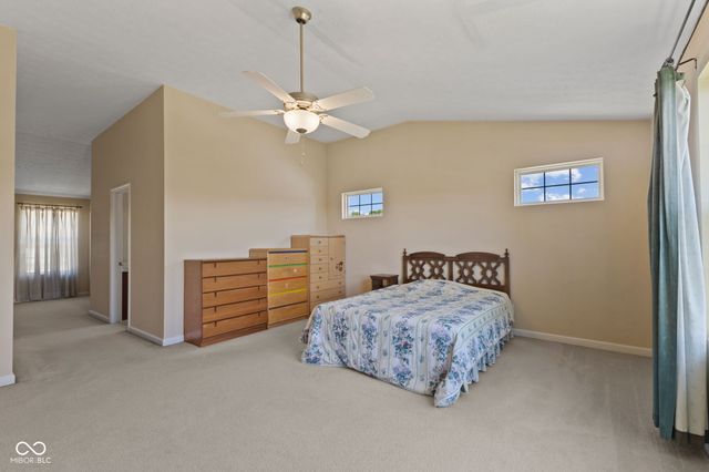 5973 Oakhaven Drive, Greenwood, IN 46142