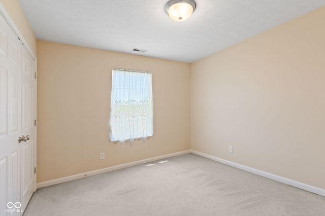 5973 Oakhaven Drive, Greenwood, IN 46142