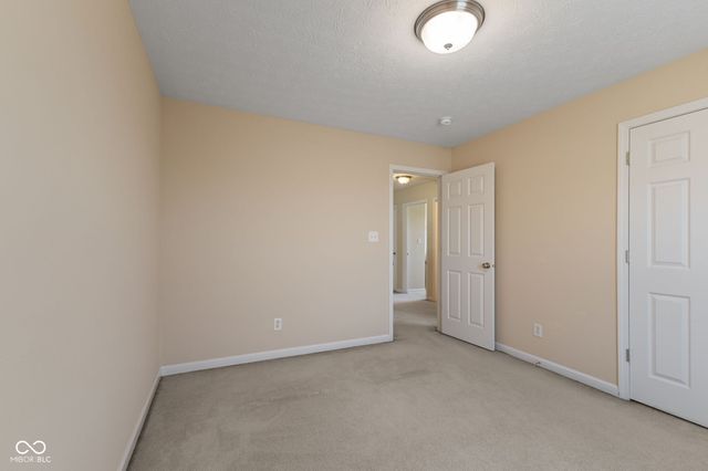 5973 Oakhaven Drive, Greenwood, IN 46142