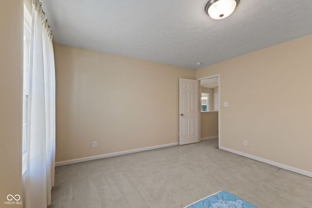 5973 Oakhaven Drive, Greenwood, IN 46142