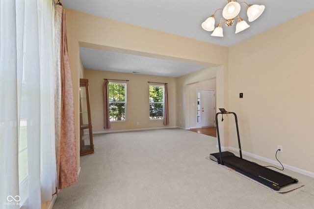 5973 Oakhaven Drive, Greenwood, IN 46142